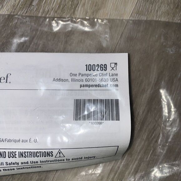 Pampered Chef Citrus Peeler - #100269 – BRAND NEW - - Picture 3 of 4